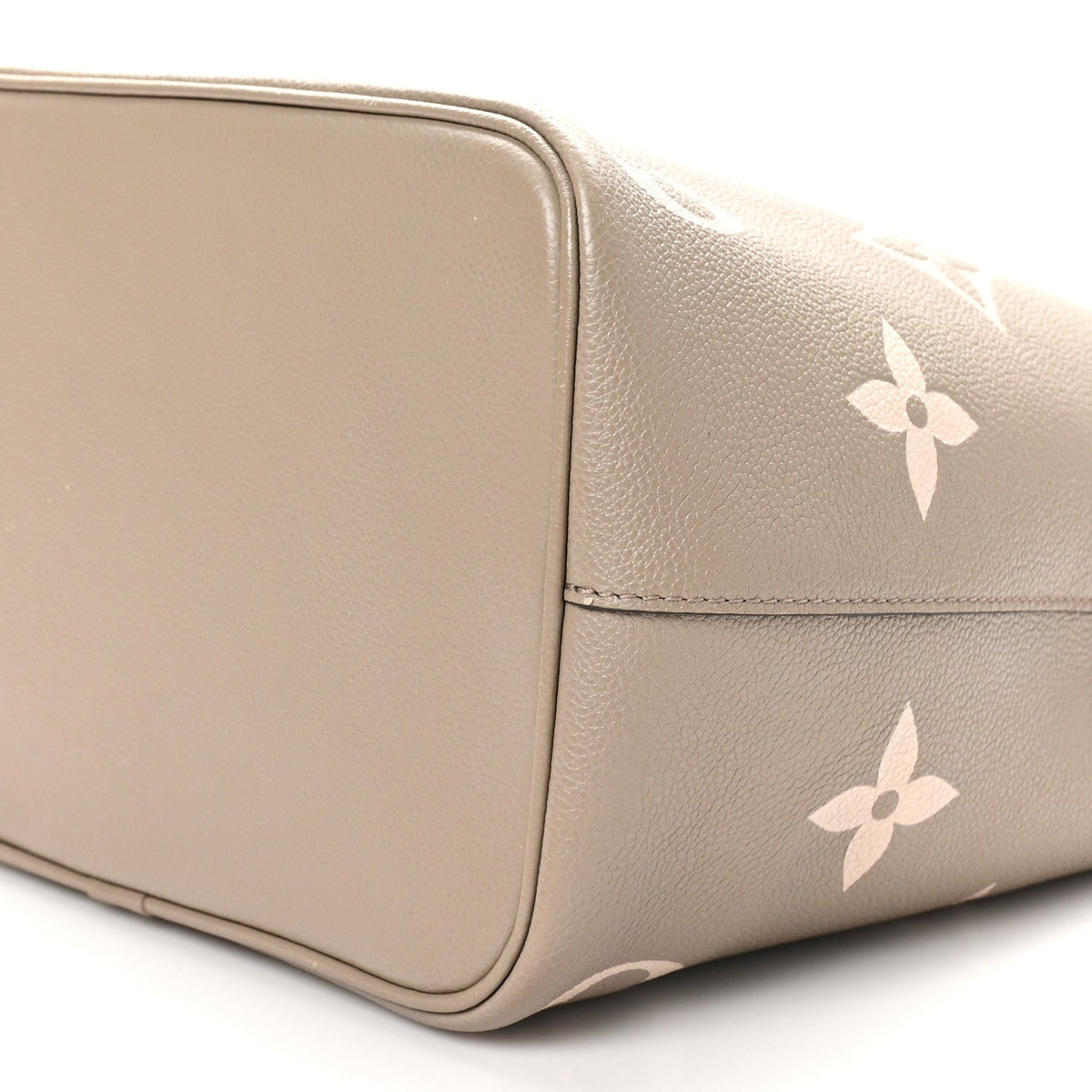 Empreinte Monogram Giant Neonoe MM Tourterelle Creme
