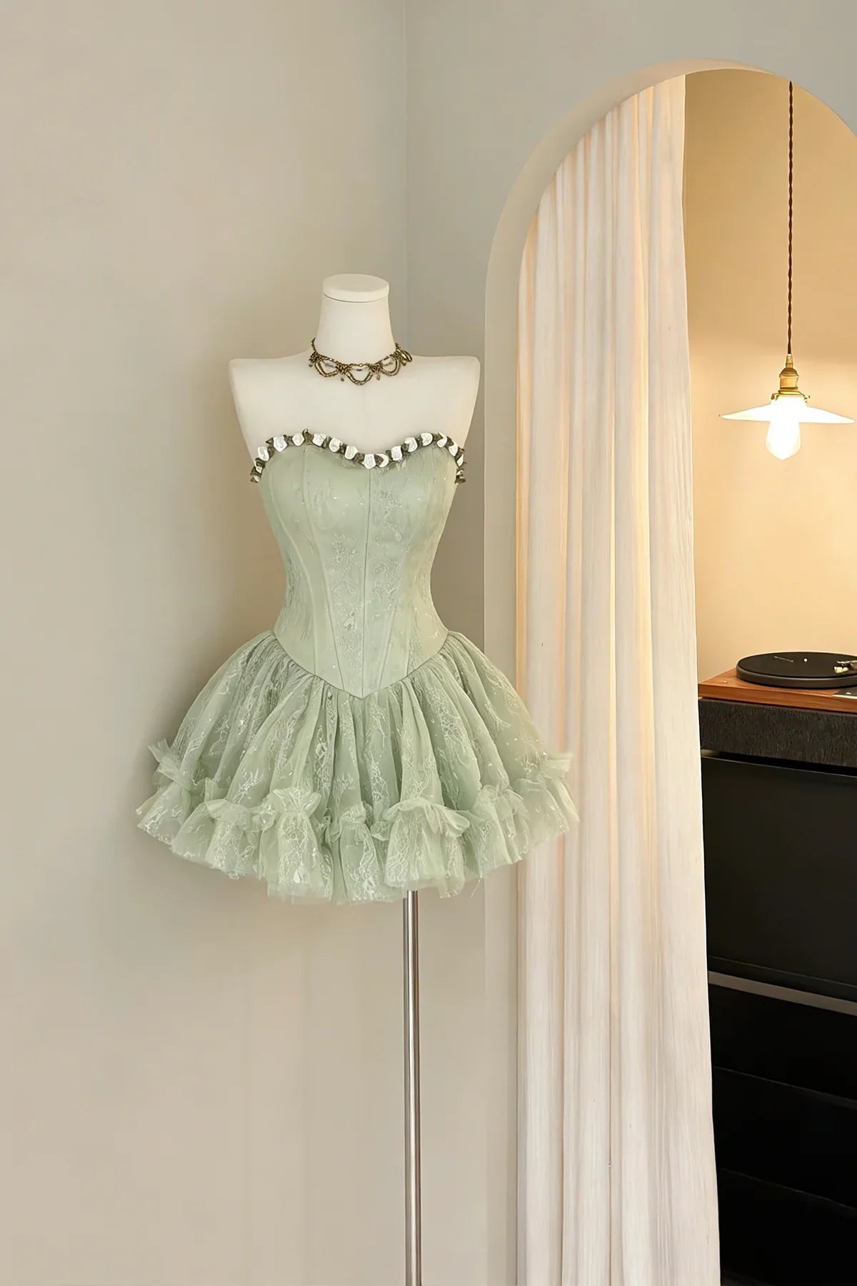 Sweet Homecoming Dress Sweetheart Lace Short Prom Dress Back to School Outfits Party Dress D6010