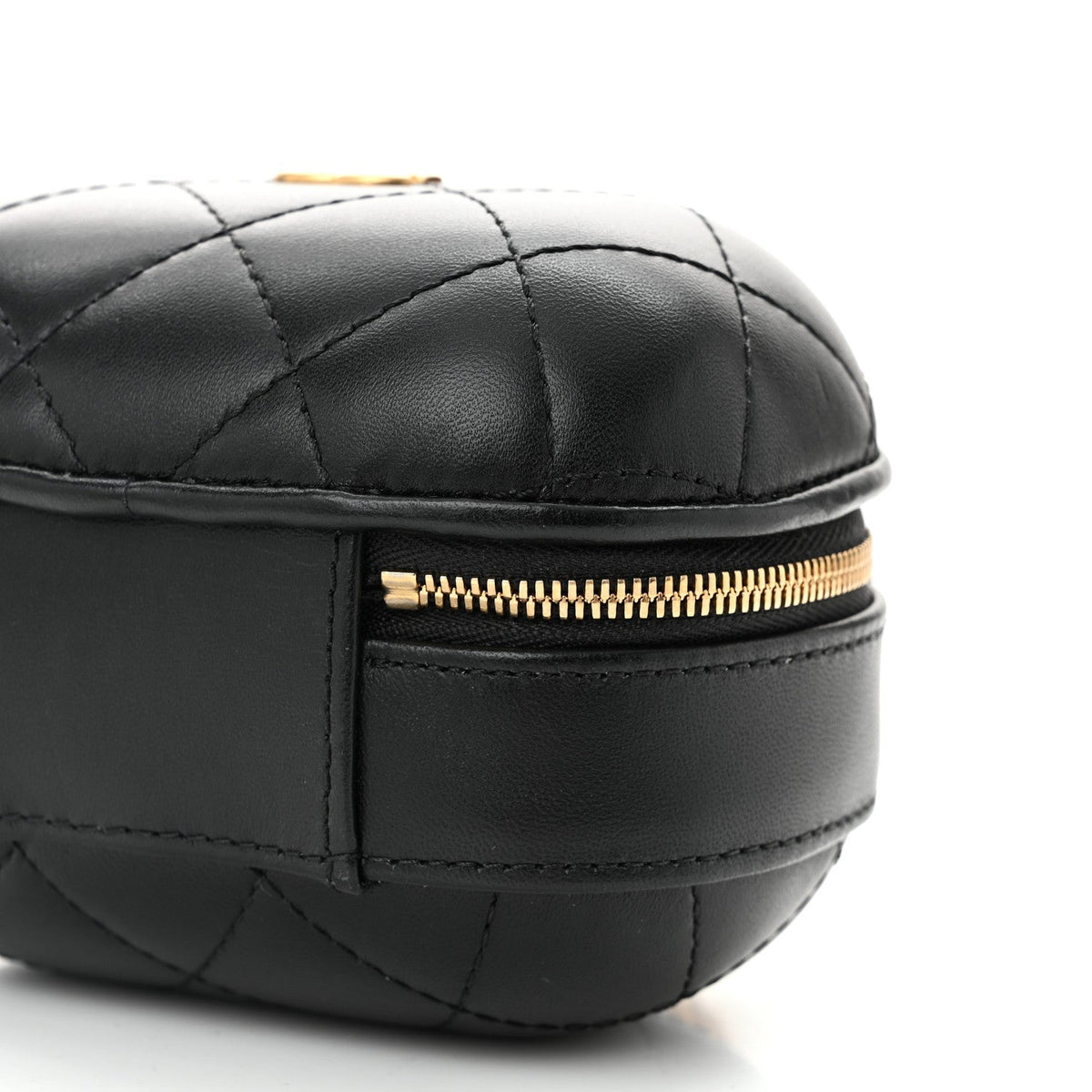 Lambskin Quilted CC Bubble Vanity Case With Chain Black
