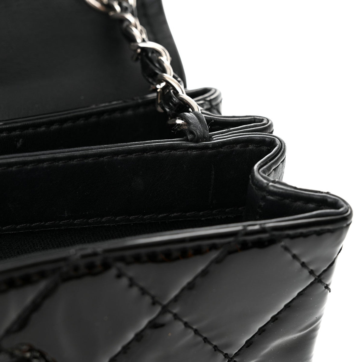 Patent Quilted Hamptons Flap Bag Black