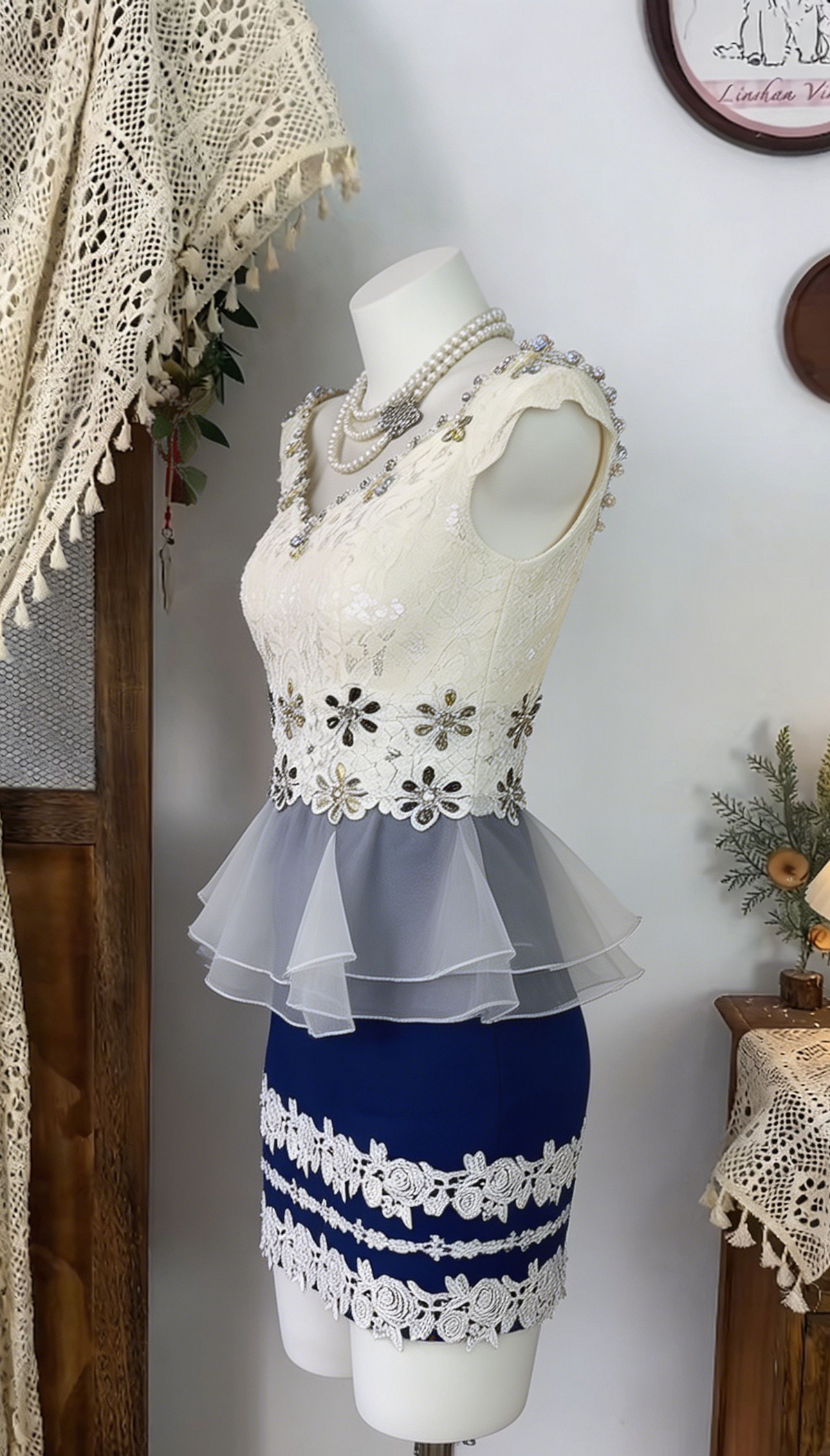 Beauty Homecoming Dress V Neck Applique Rinestone Back to School Outfits Party Dress D6530