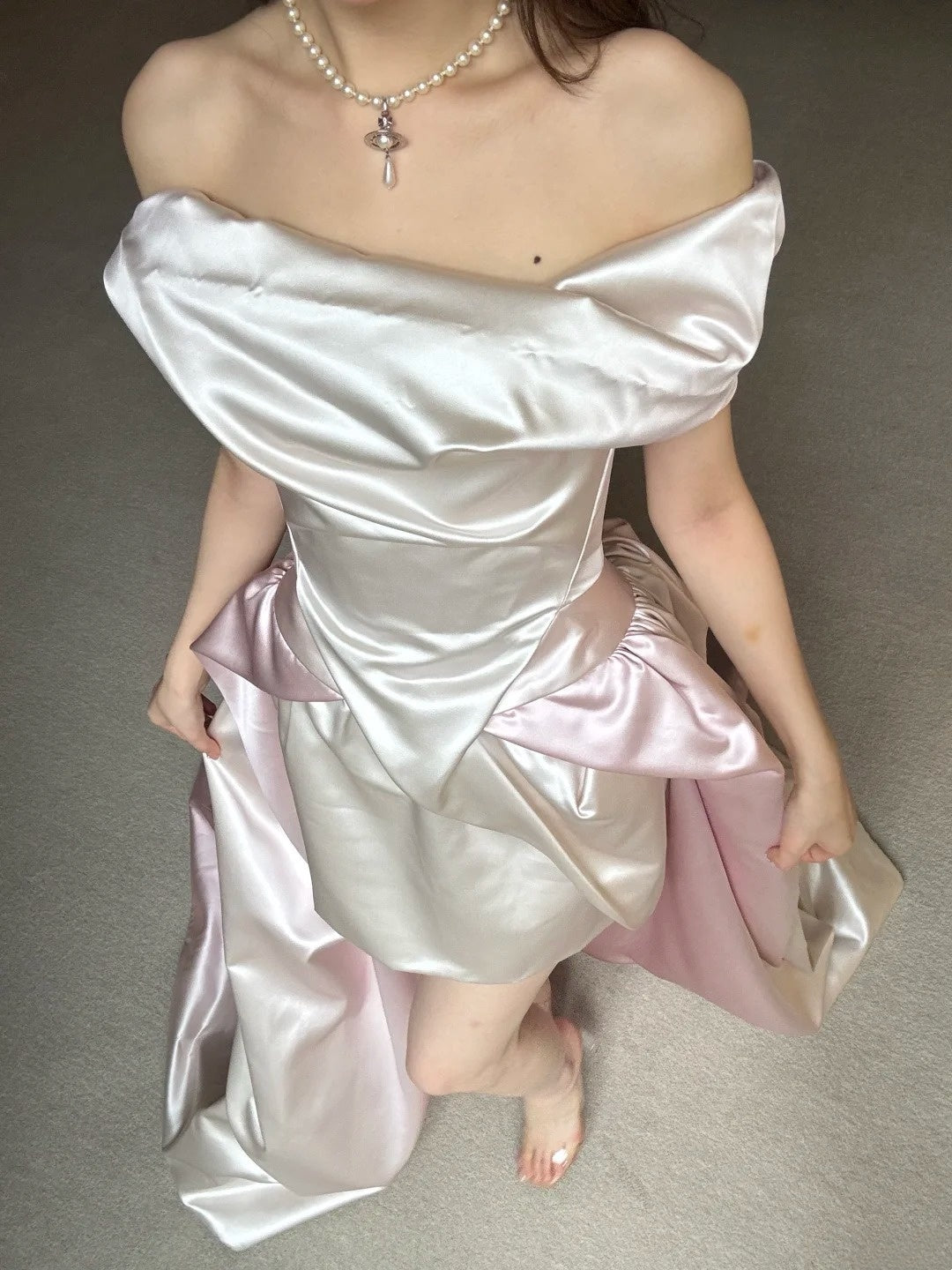 Stunning Wedding Dress Off Shoulder Pleated Wedding Dress D4612