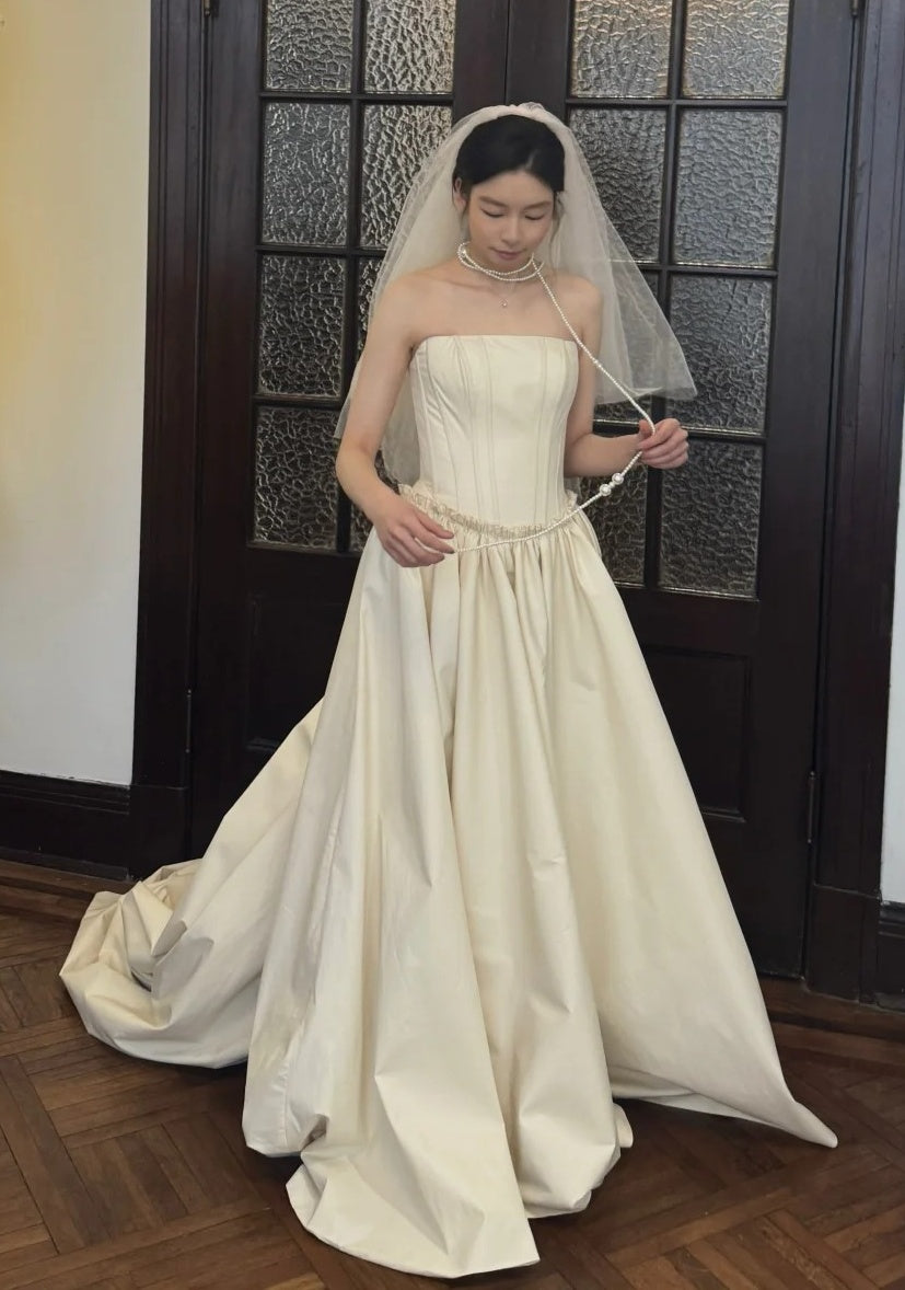 Minimalist Wedding Dress Strapless Pleated Wedding Dress D4621