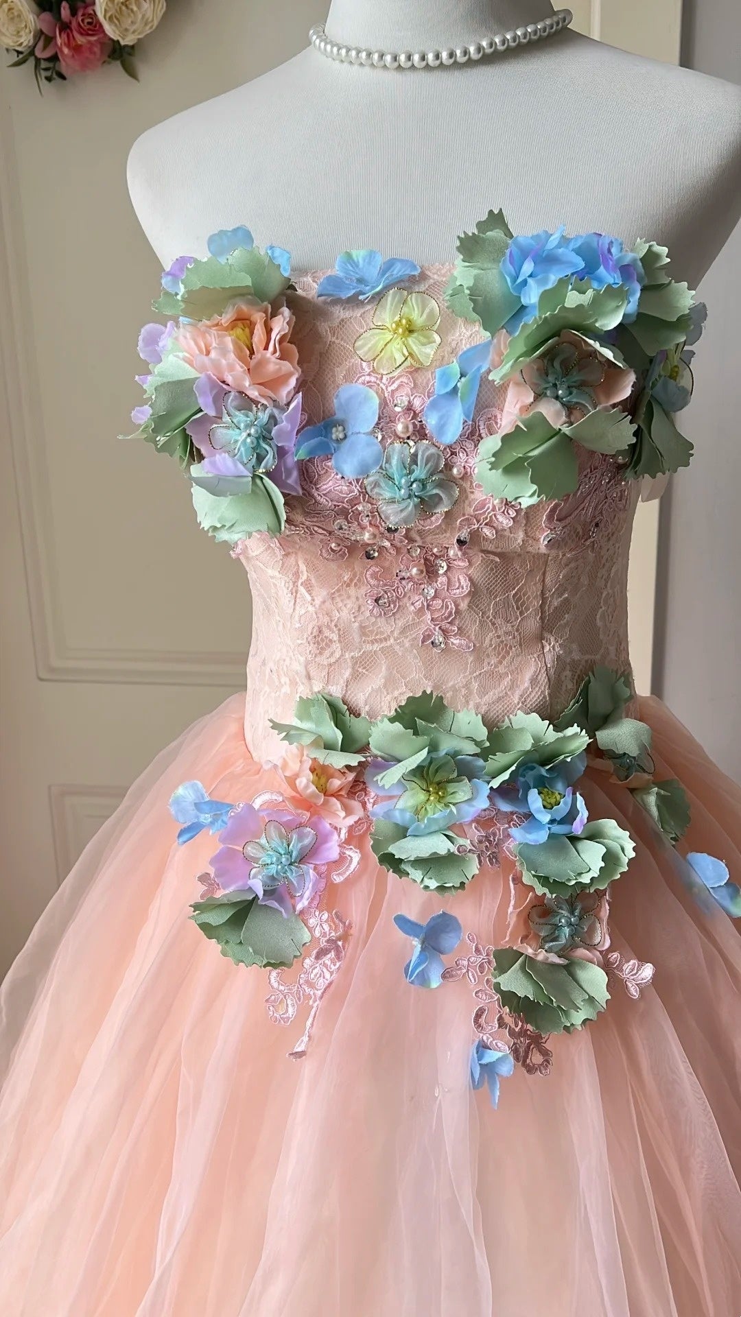 New Arrival Prom Dress Strapless Pleated Floral Tulle Evening Dress Quinceanera Dress Ball Gown D4678