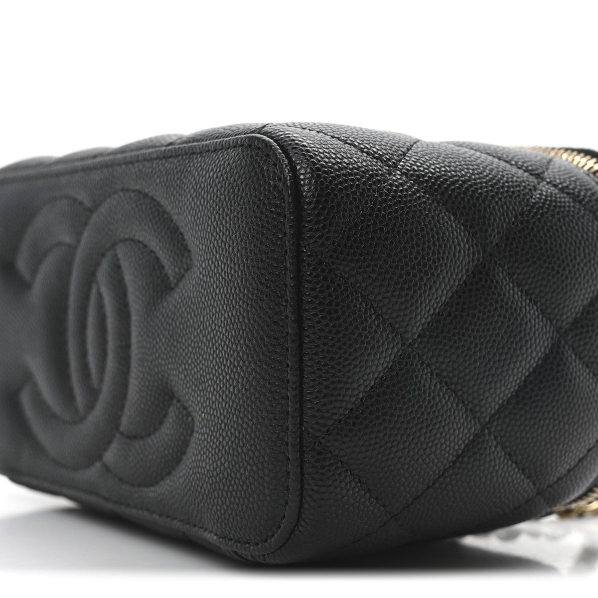 Caviar Quilted Small Vanity Case With Chain Black