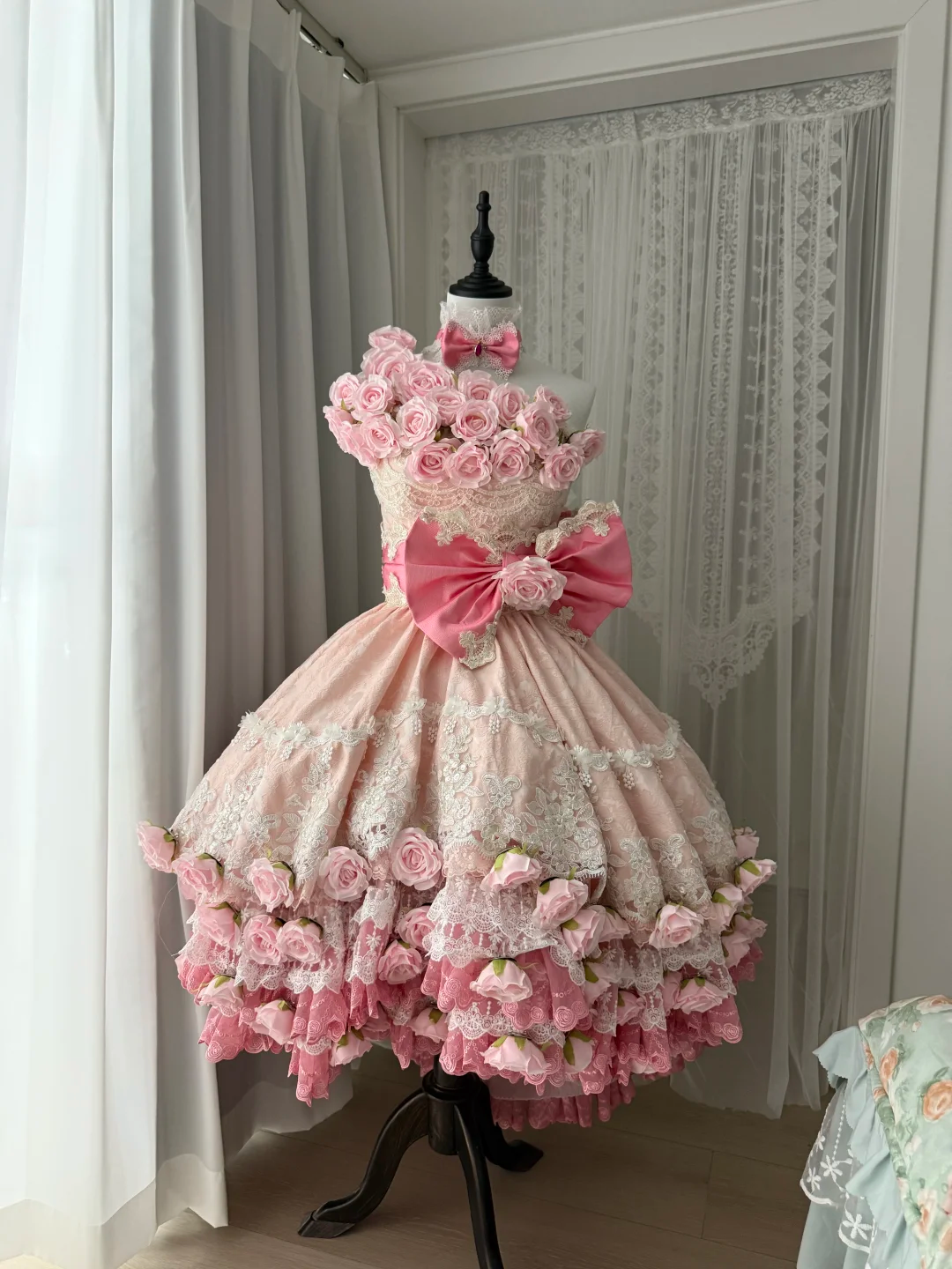 Vintage Pink 3D Floral Lace A-Line Design Tiered Party Dress Homecoming Dress D1710