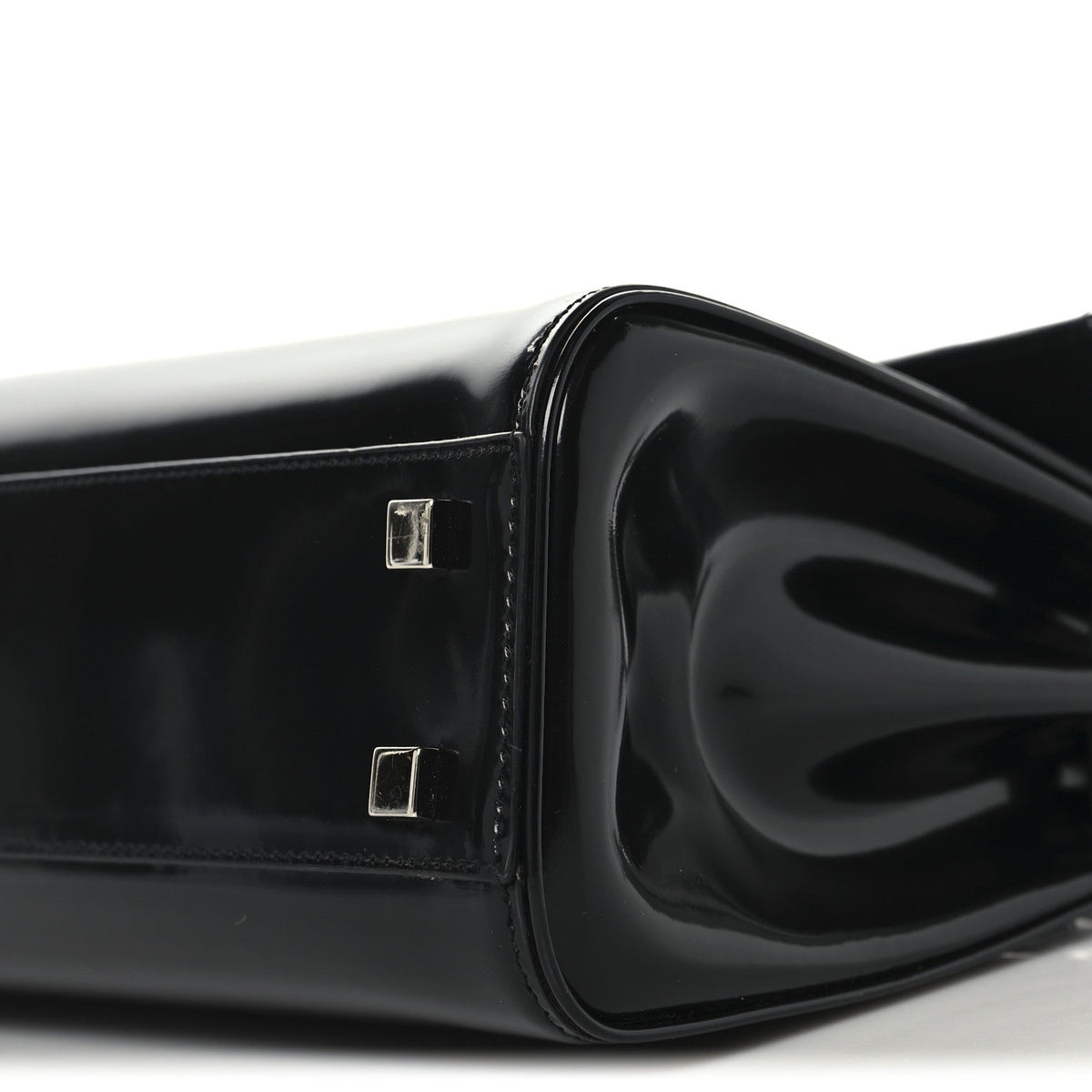 Shiny Calfskin Le Fermoir Top Handle Bag Small Black