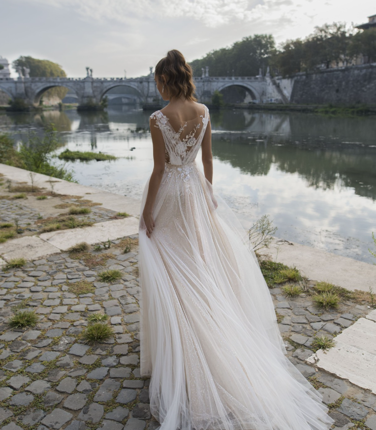 Stunning A Line V Neck Exquisite Beaded Apricot Tulle Long Wedding Dress SH6041