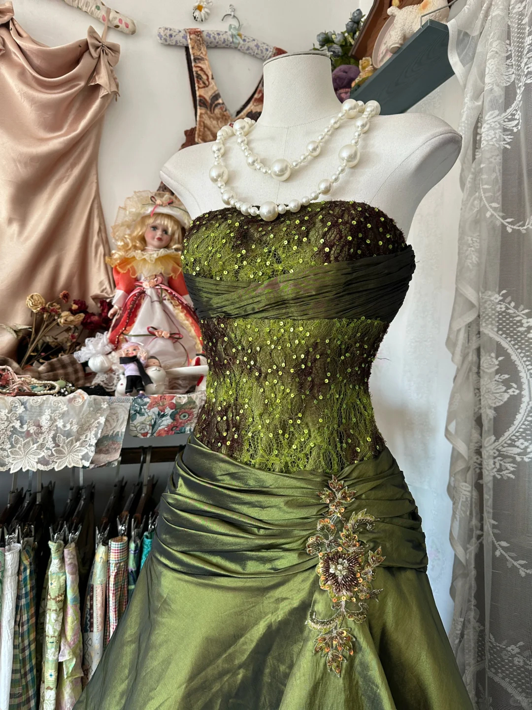 Vintage Green A Line Sweetheart Neck Beaded Satin Prom Dress Evening Dress SH5249