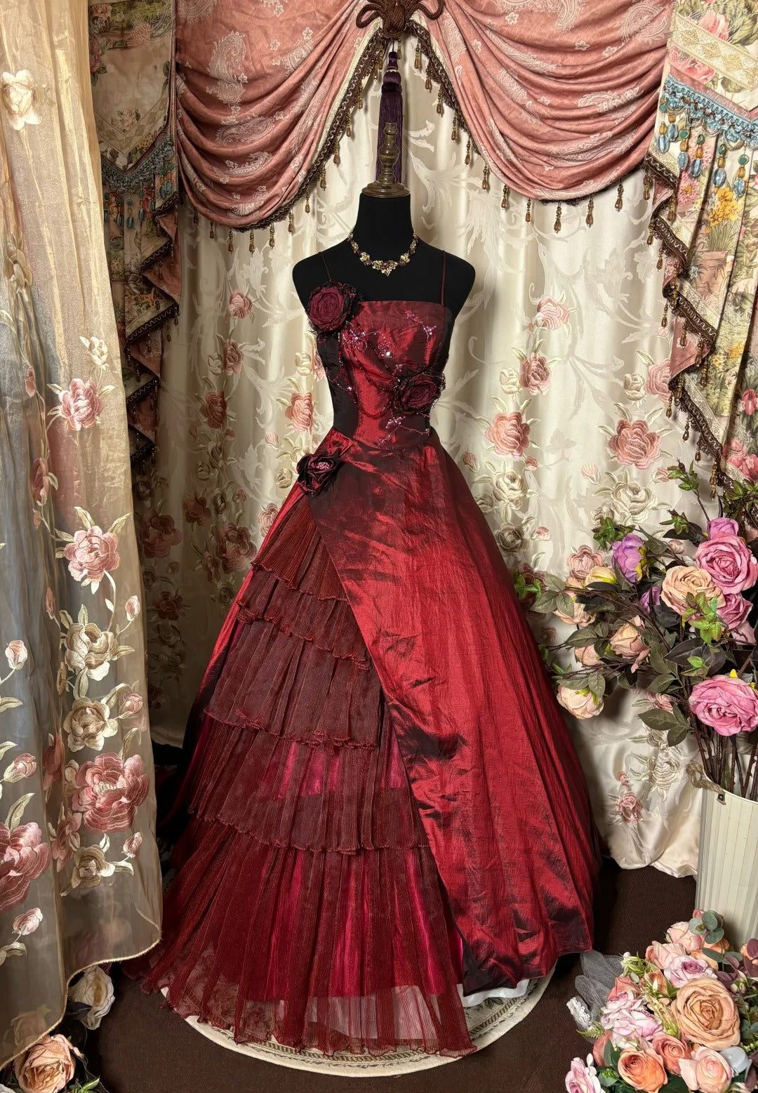 Elegant Prom Dress Spaghetti Straps Tulle Ball Gown Evening Dress Dance Dress Birthday Party Dress D2410