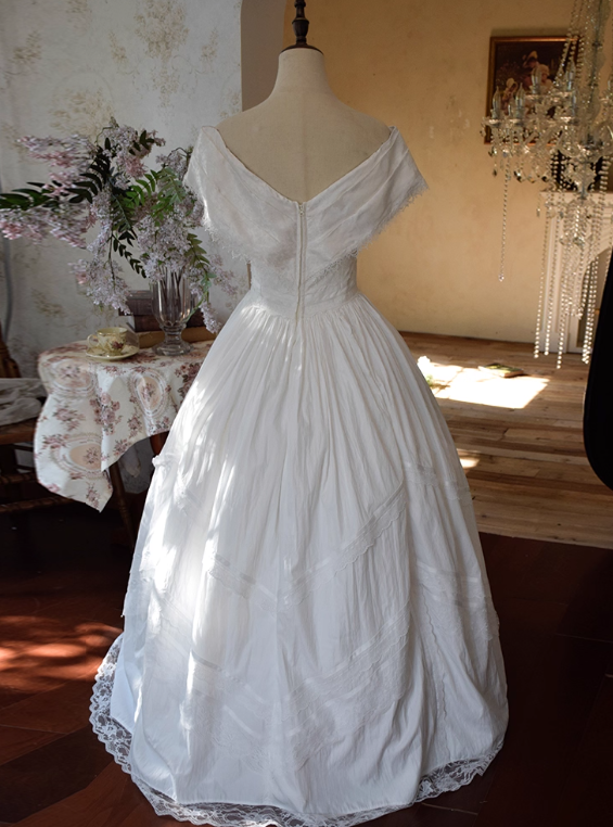 Elegant Prom Dress V-neck Pleated Birthday Party Dress Evening Dress Ball Gown D2814