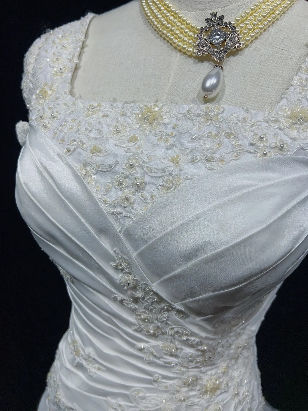 Beauty A Line Square Neck Pleated Wedding Dress D2893