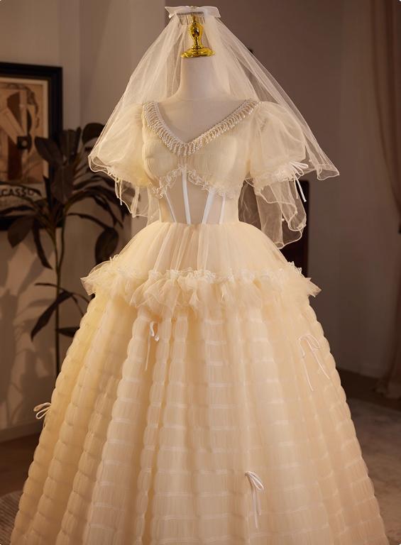 New Arrival Wedding Dress V-neck Pleated Tulle Wedding Dress D3705