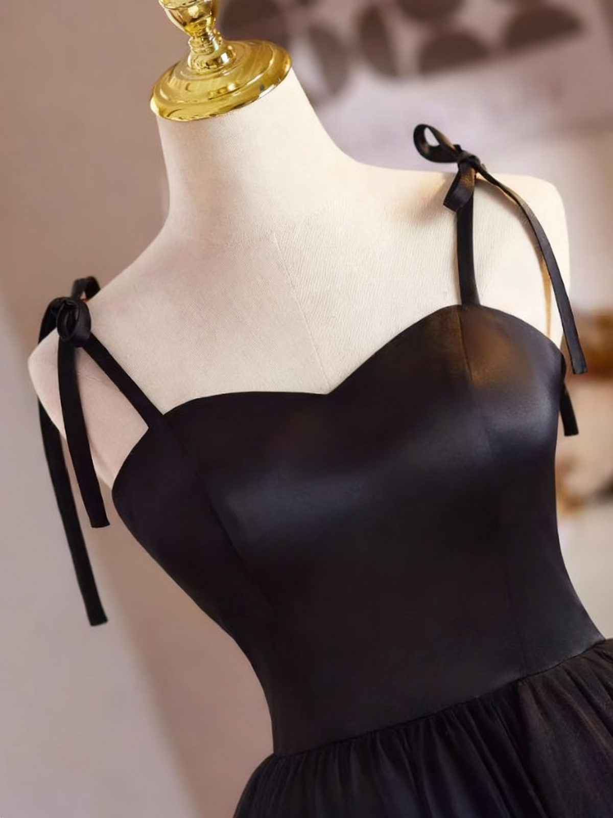 Elegant Prom Dress Black Spaghetti Straps Tulle Pleated Evening Dress Gala Gown D3754