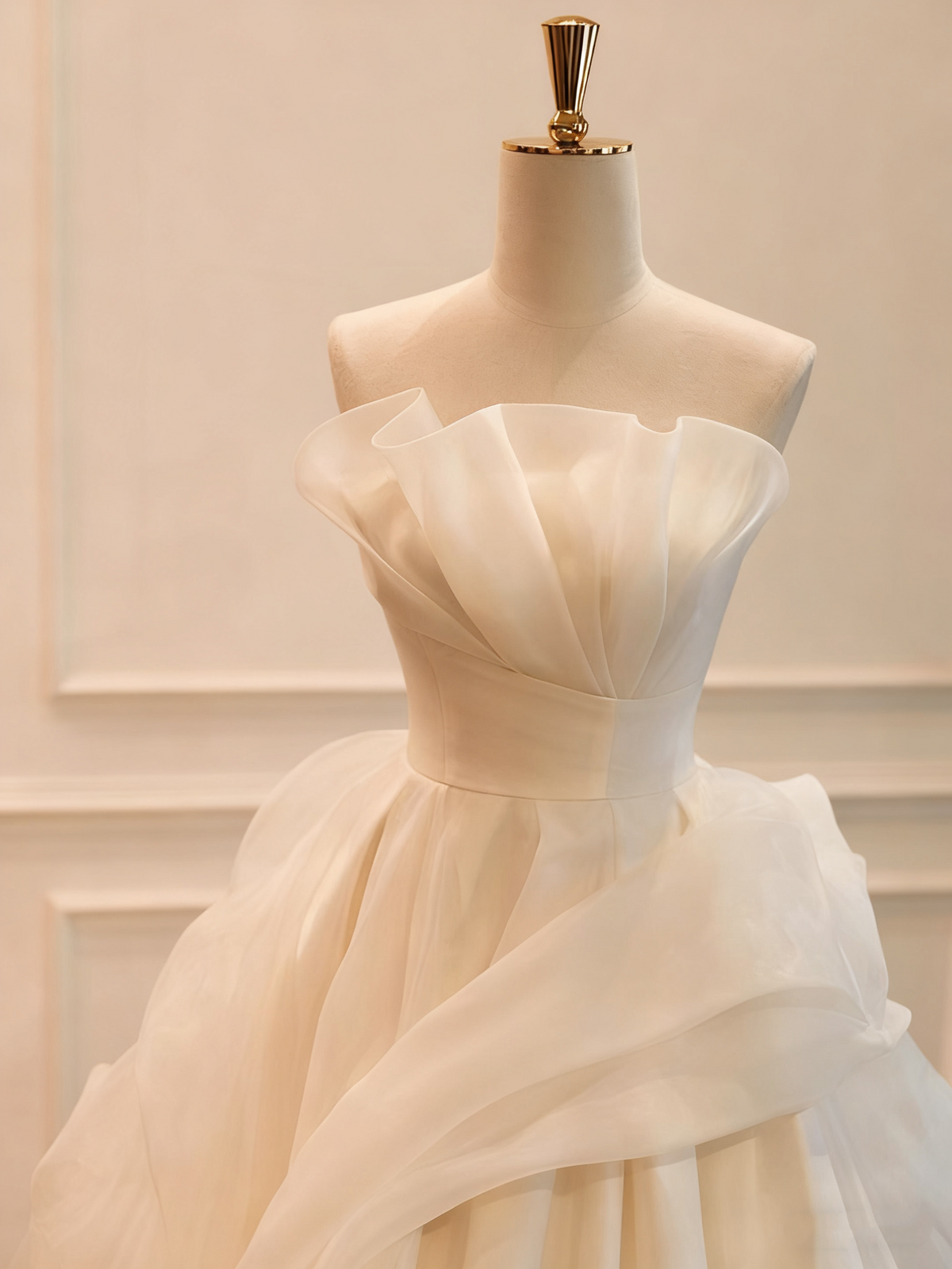 New Arrival Wedding Dress Strapless Pleated Wedding Dress D3780