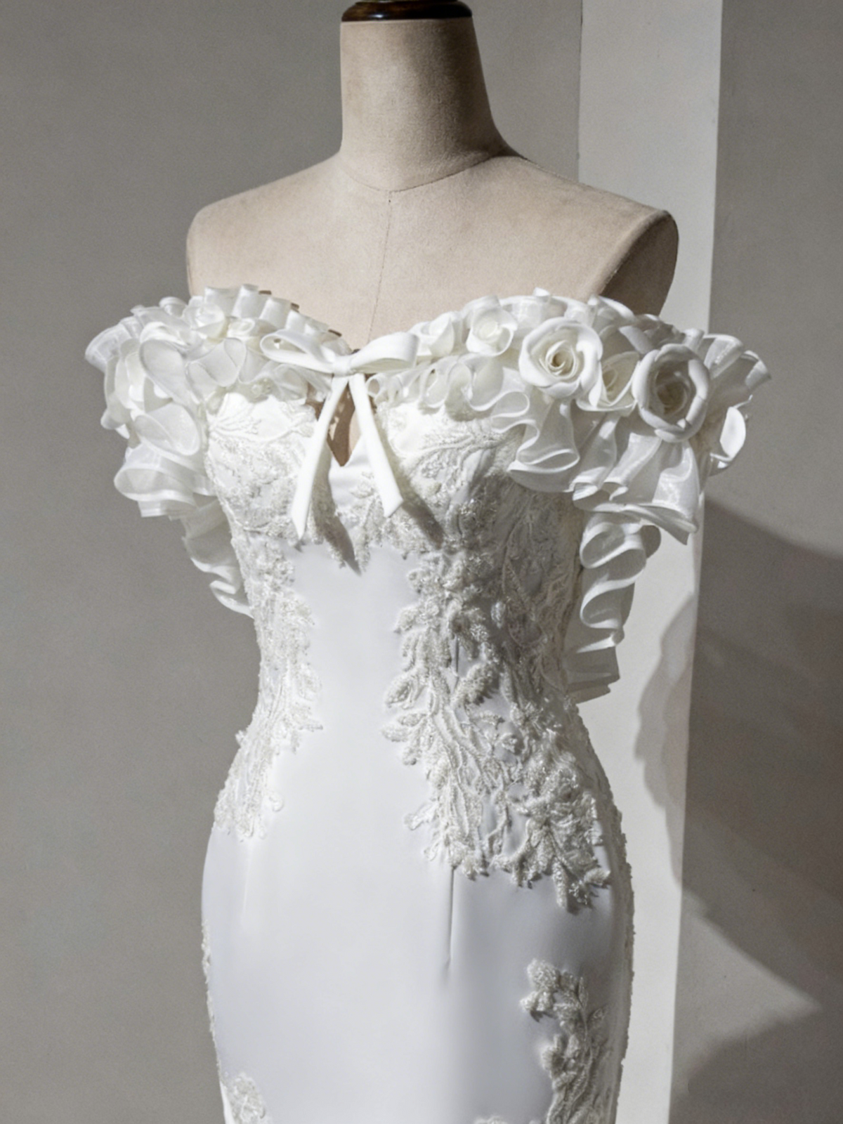Vintage Wedding Dress Off Shoulder Pleated Mermaid Wedding Dress D3893