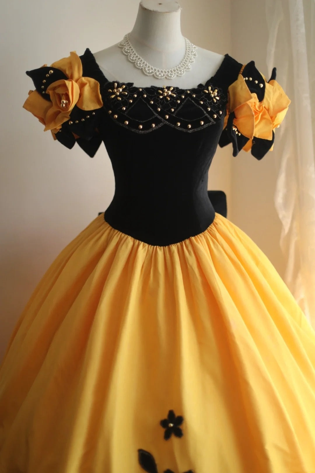 New Arrival Prom Dress Square Neck Pleated Evening Dress Sweet 16 Dress Ball Gown D3986