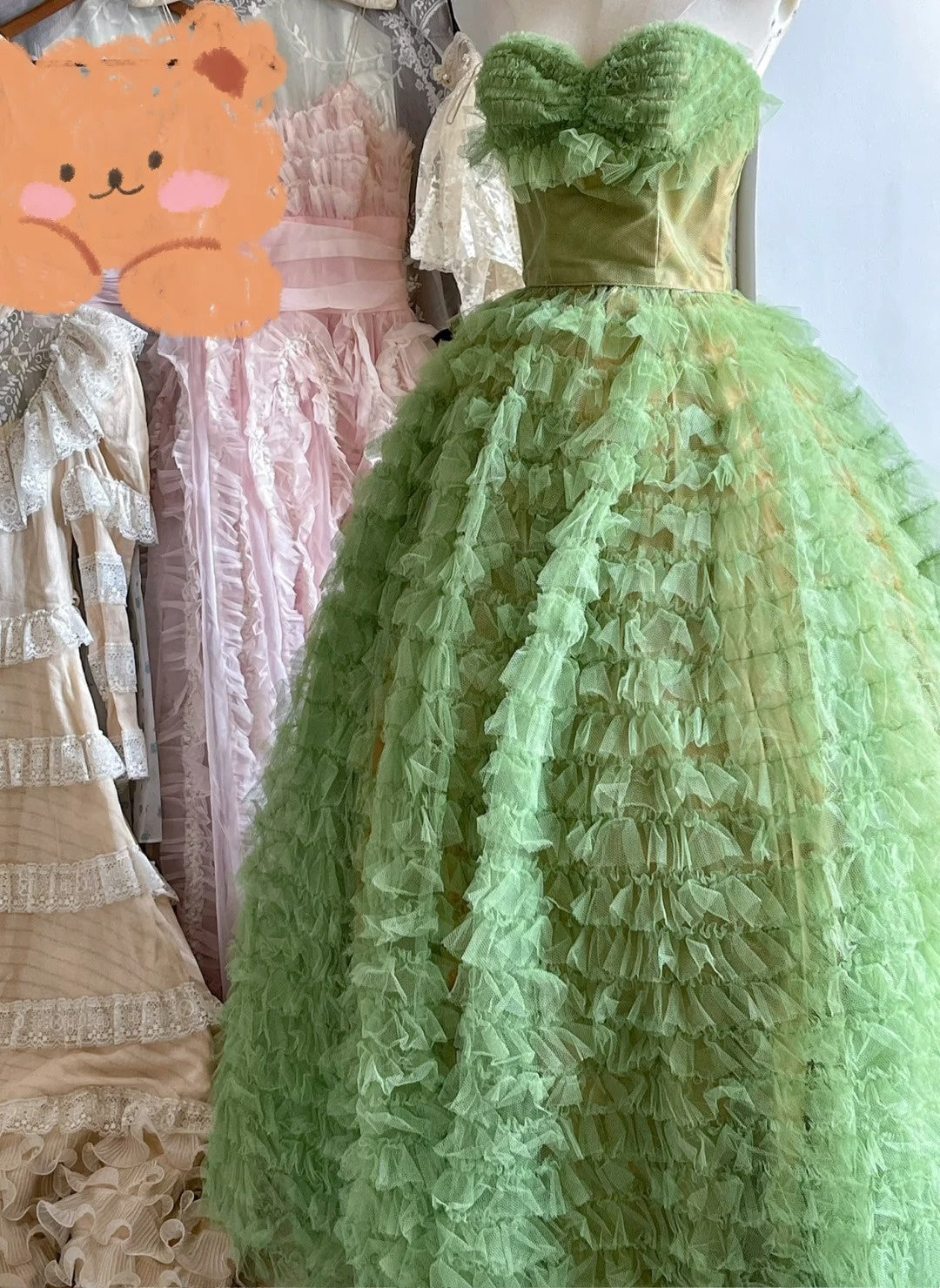 Stunning Prom Dress Sweetheart Pleated Tulle Ball Gown Evening Dress Quinceanera Dress Birthday Party Dress D4238