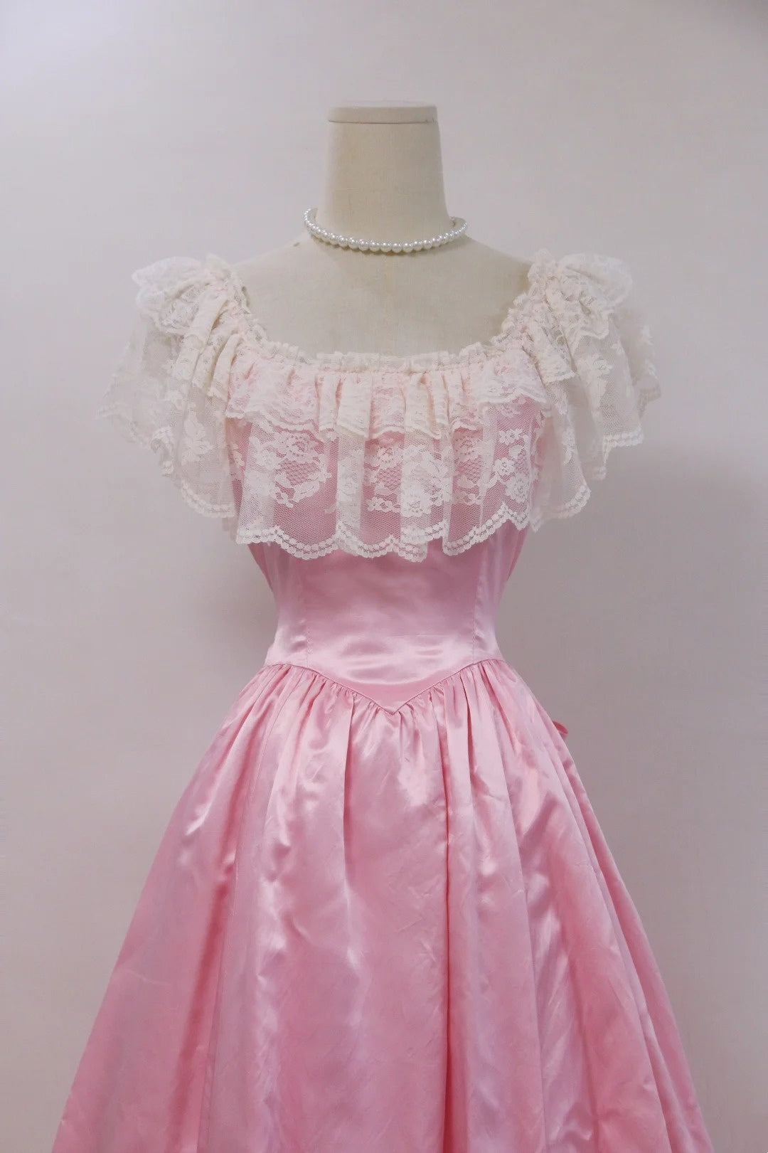 Sweet Prom Dress Square Neck Pleated Lace Ball Gown Evening Dress Quinceanera Dress Birthday Party Dress D4250