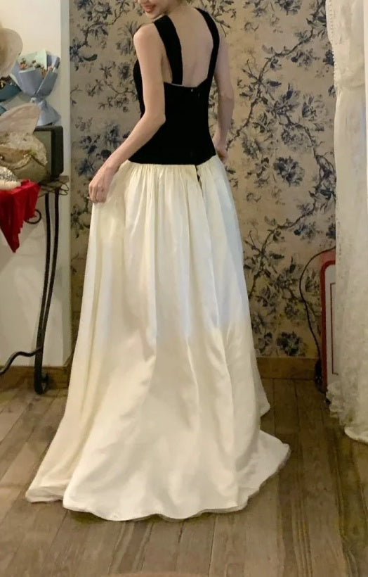 Minimalist Prom Dress Crew Neck Backless Gala Dress Formal Dress Evening Dress D4568