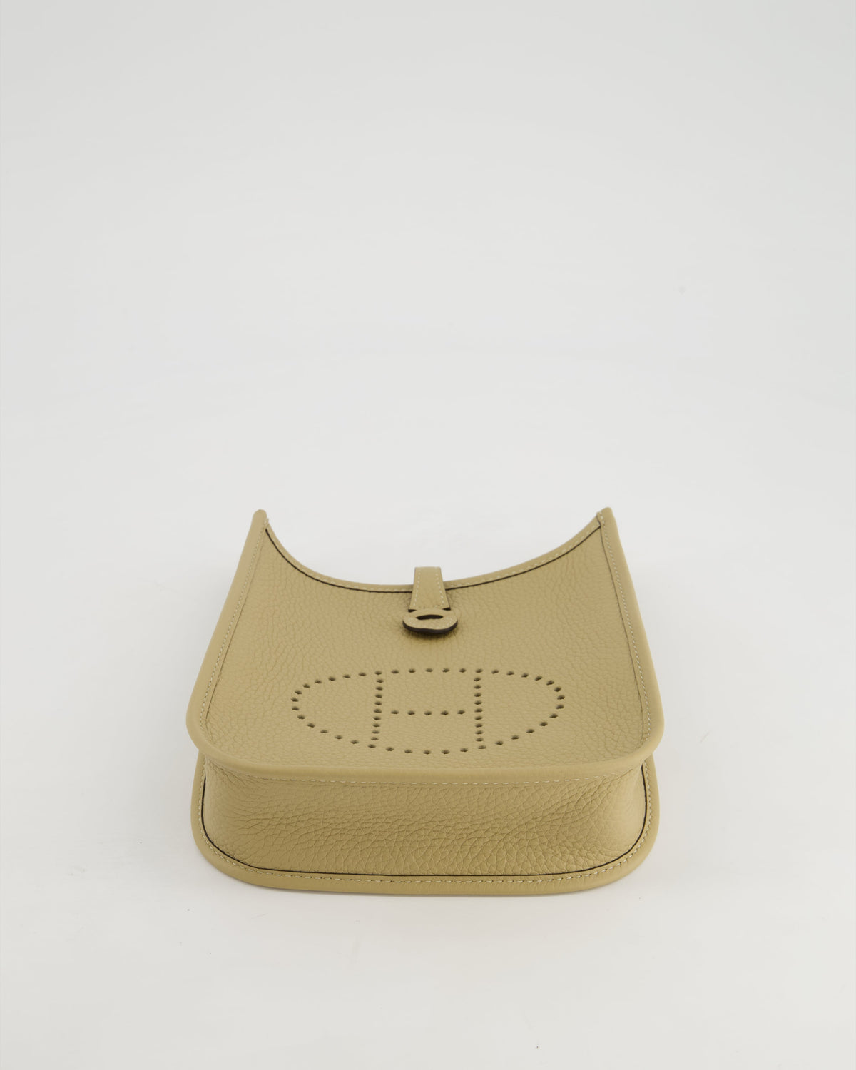 *HOT COLOUR* Hermès Mini Evelyne 16 Bag in Trench Clemence Leather with Gold Hardware