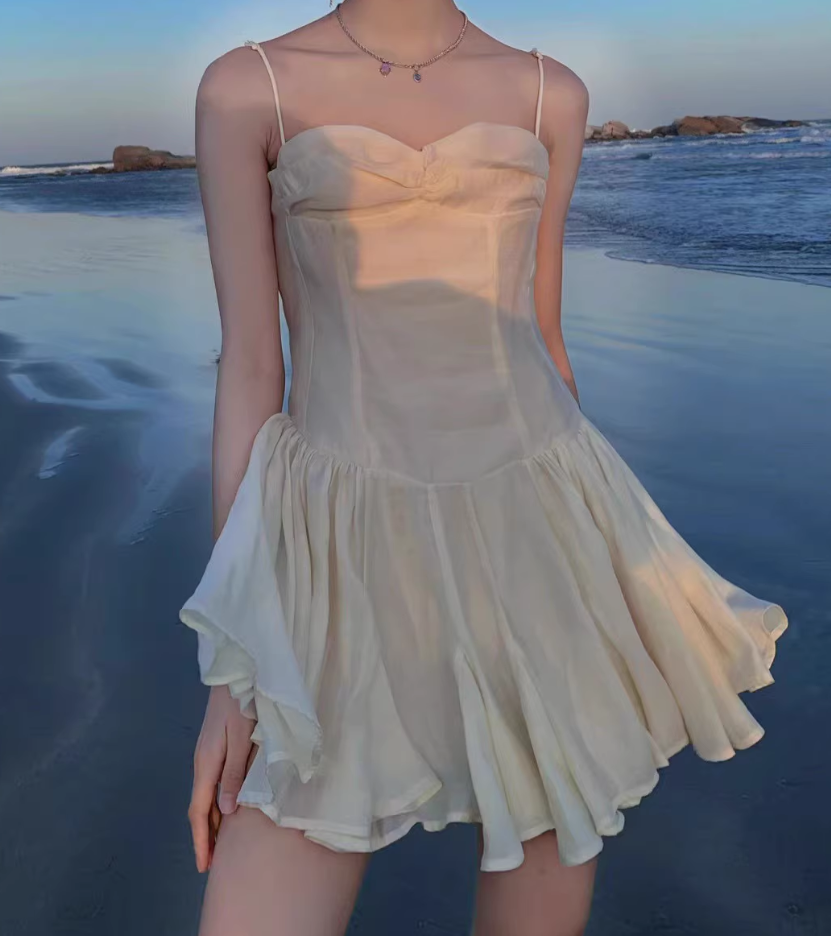New Fashion White Sweetheart Spaghetti Strap Ruffled Hem Design Summer Party Dress, D1436