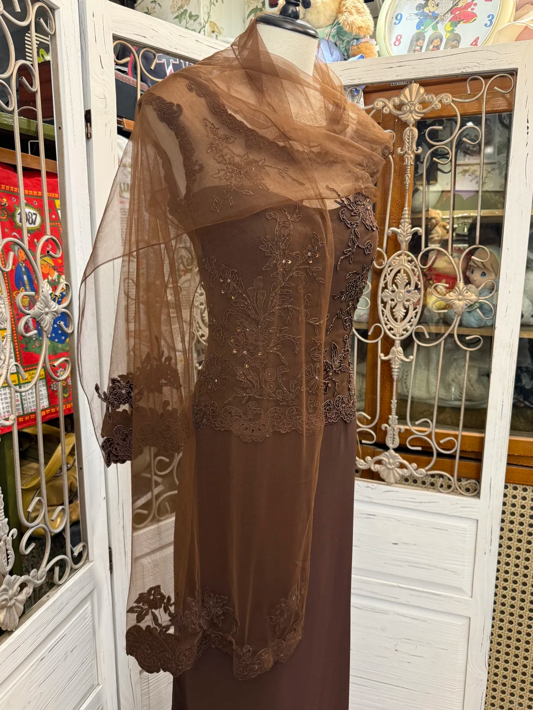 Vintage Brown A Line Round Neck Beaded Lace Chiffon Prom Dress Wedding Guest Dress SH5495