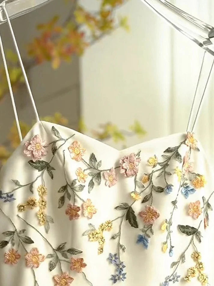 Vintage Beige Spaghetti Strap Floral Applique Design Elegant A-Line Evening Dress Prom Dress D1581