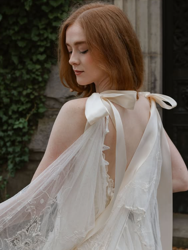 Vintage Ivory A Line Straps Lace Appliques Satin Long Wedding Dress SH6095