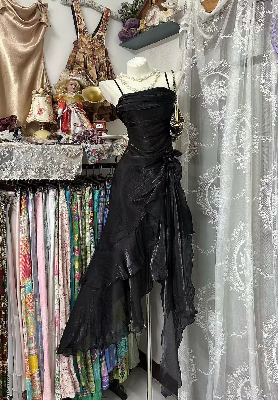 Vintage Black Mermaid Spaghetti Straps Ruffle Chiffon Prom Dress Evening Party Dress SH5682