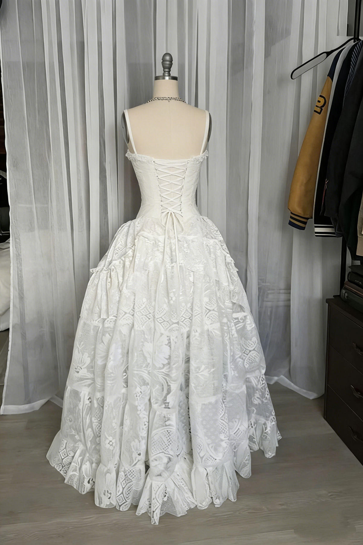 White Spaghetti Straps A-Line Lace Vintage Wedding Dress Long Party Dress, D998