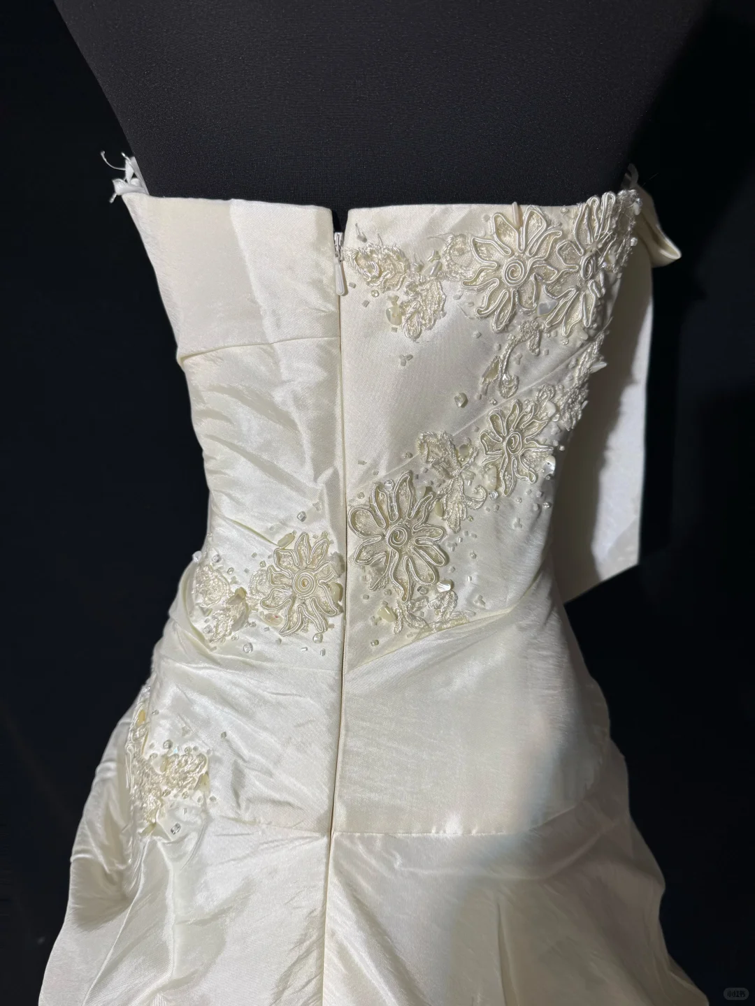 Vintage Ivory A Line Halter Appliques Bow Satin Prom Dress Evening Dress SH5606