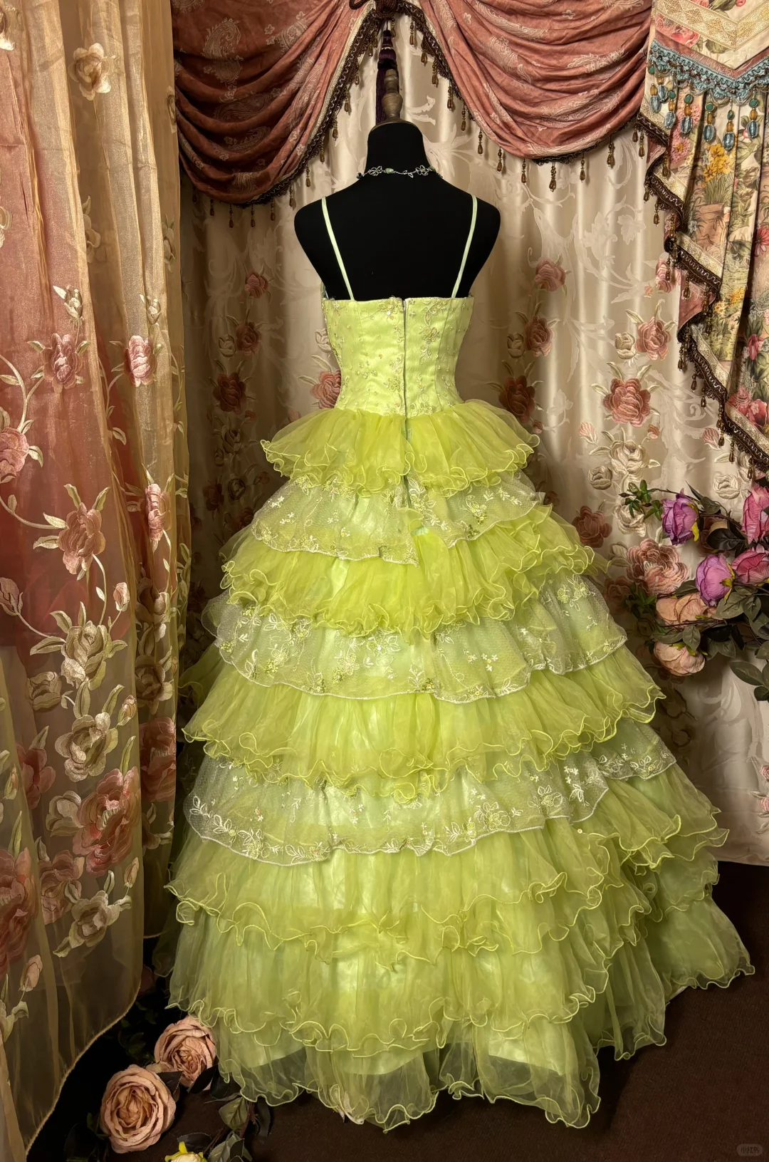 Grass Green Straps A-Line Tiered Vintage Long Prom Dress Evening Gown, D608
