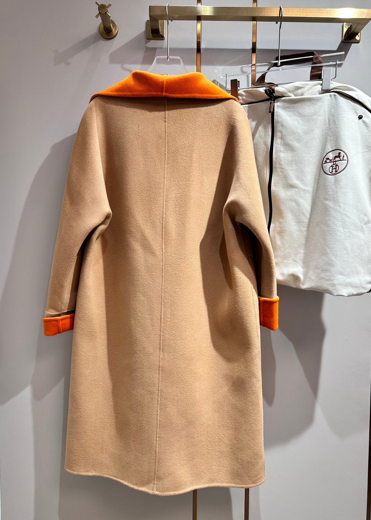 LuxuryWrap Coat HER 004