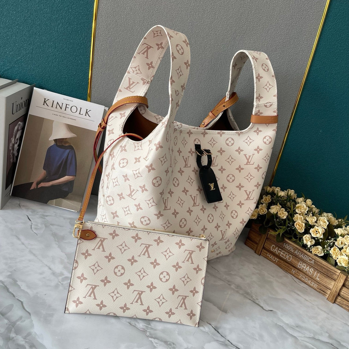 Louis Vuitton M24409 Atlantis GM