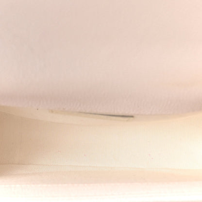 Caviar Quilted Medium Boy Flap Ivory