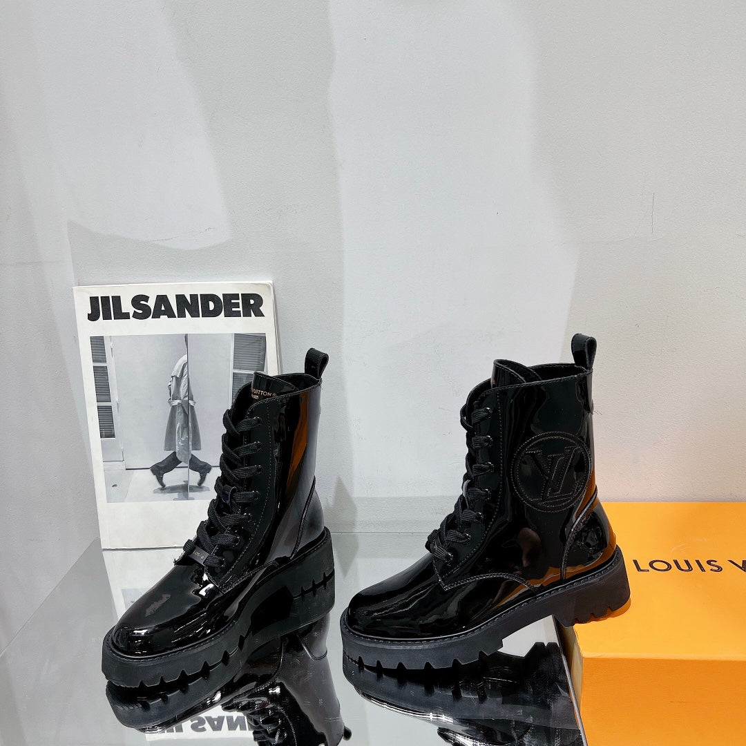 Premium LUV BOOTS 006