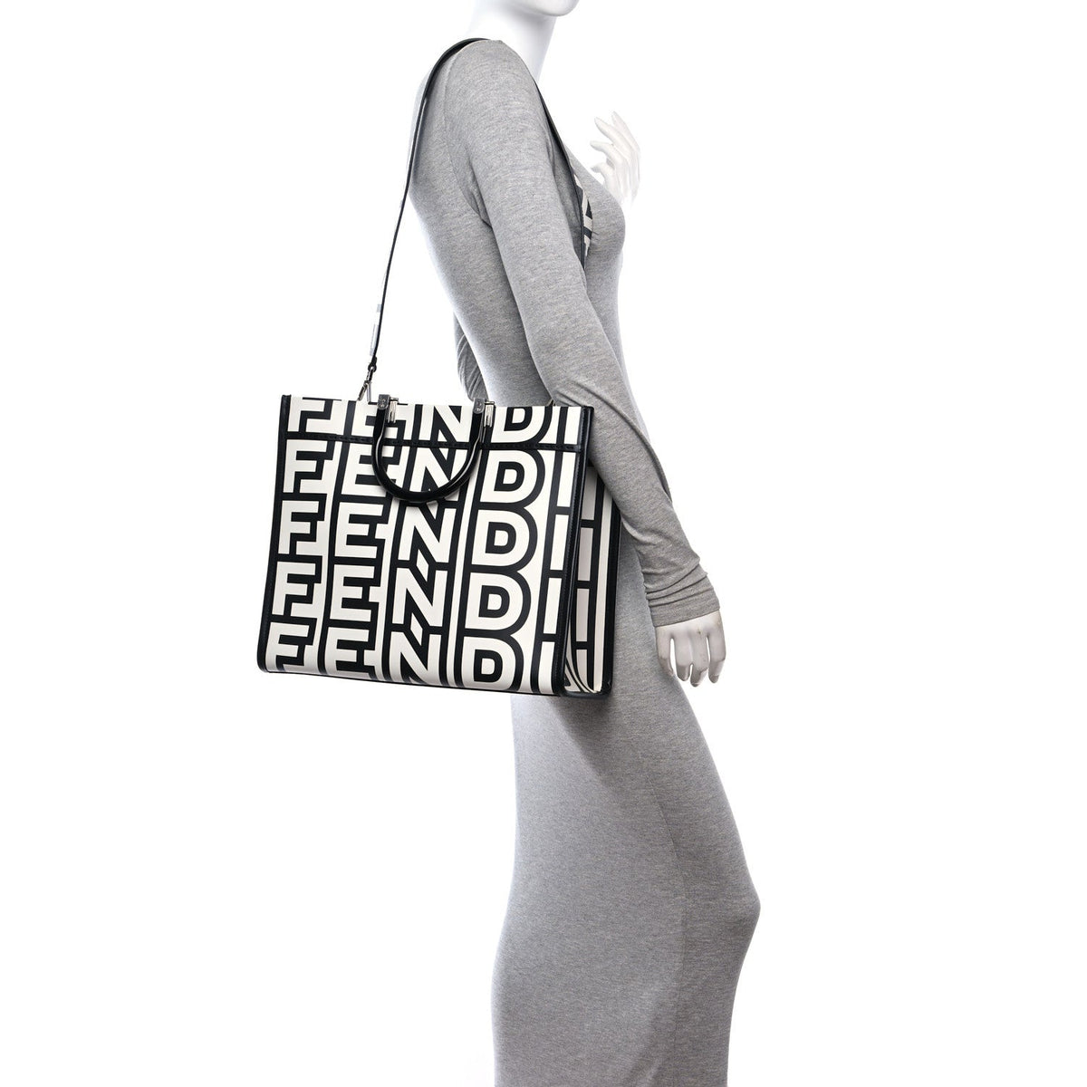 X MARC JACOBS Vitello King Logo Print Medium Fendi Sunshine Shopper Tote Black White
