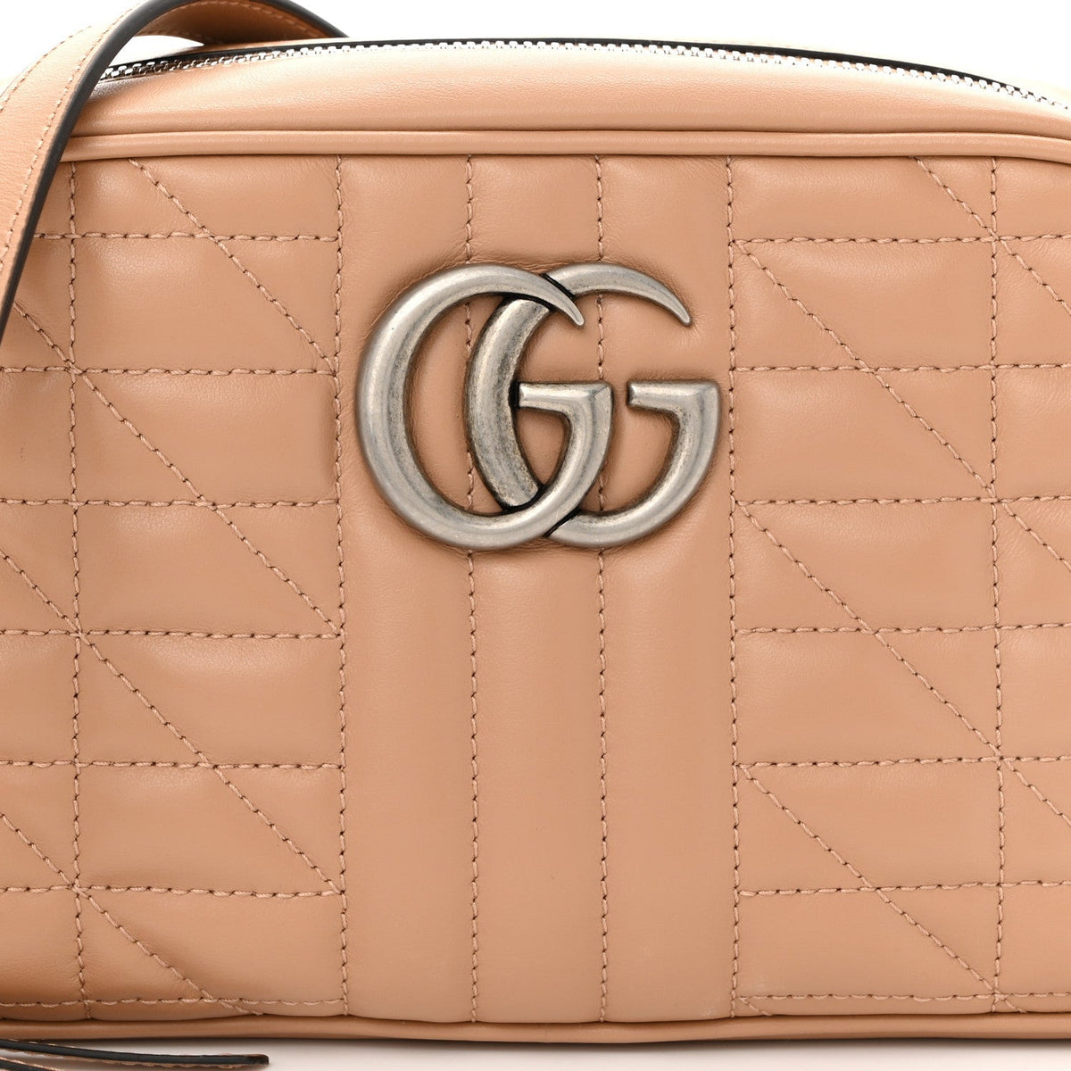Calfskin Matelasse Aria Small GG Marmont Chain Shoulder Bag Camelia