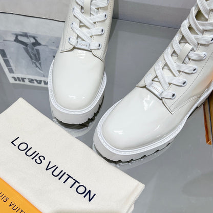 Premium LUV BOOTS 005
