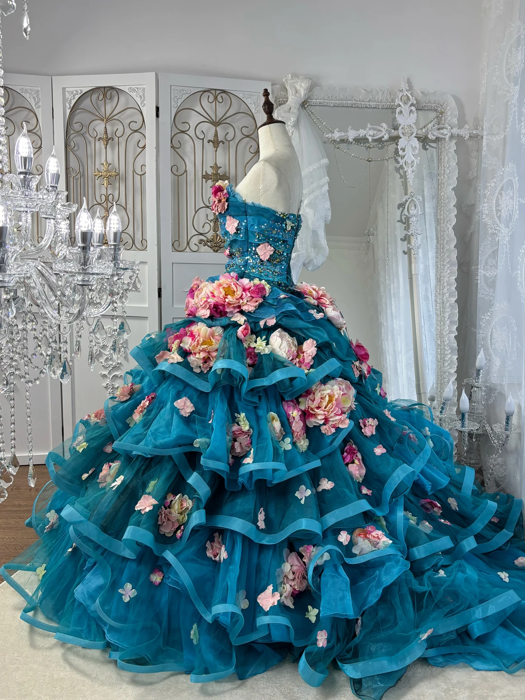 Vintage Blue Ball Gown Strapless 3D Floral Layered Tulle Prom Dress Sweet 16 Dress SH5783