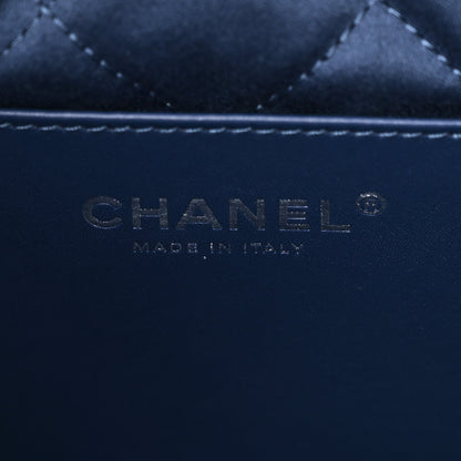 Washed Denim Logo Embroidered Mini Chanel 22 Blue