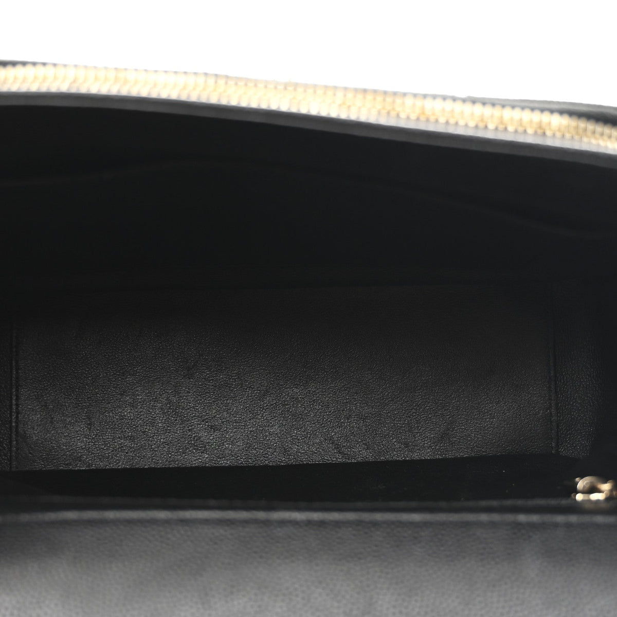 Caviar Quilted Medium Business Affinity Flap Black