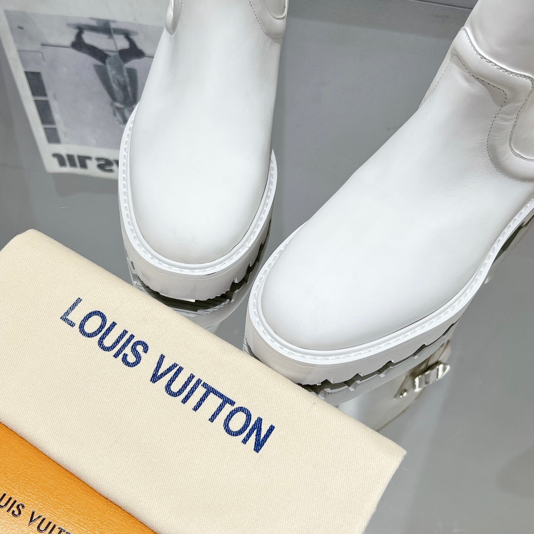 Premium LUV BOOTS 014