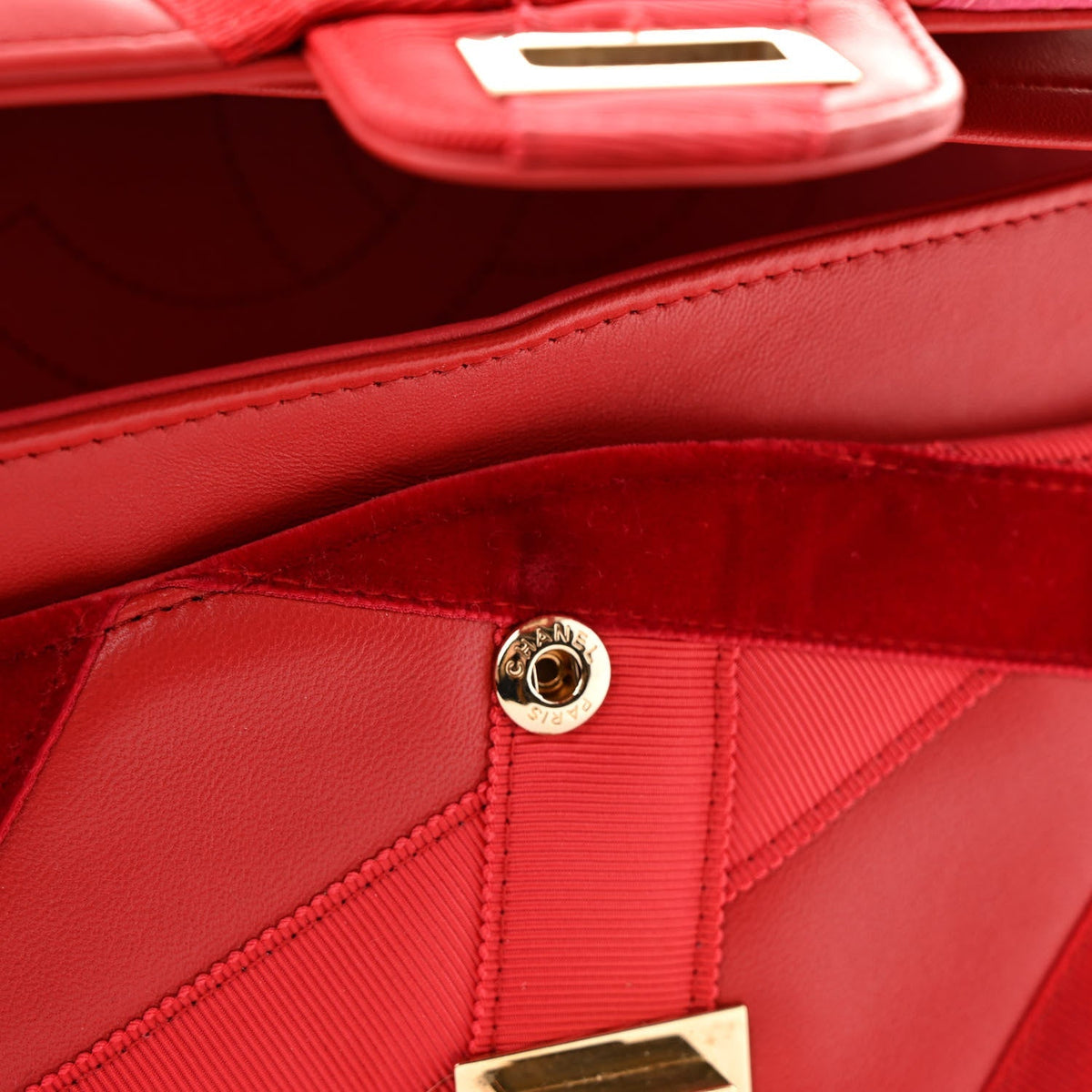 Lambskin Velvet Grosgrain Quilted 2.55 Reissue 225 Flap Red