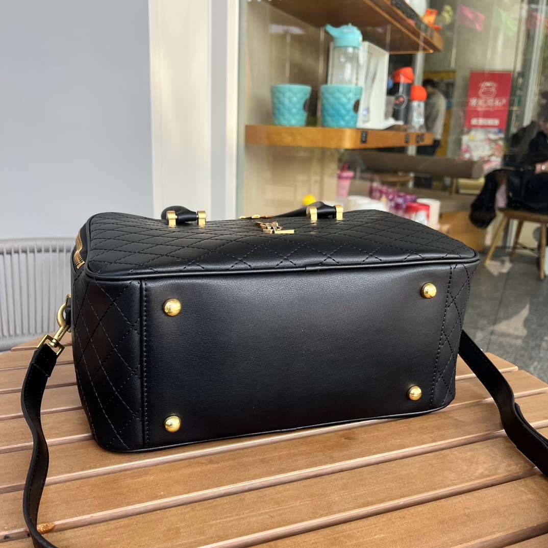 Saint Laurent Lyia Duffle In Quilted
