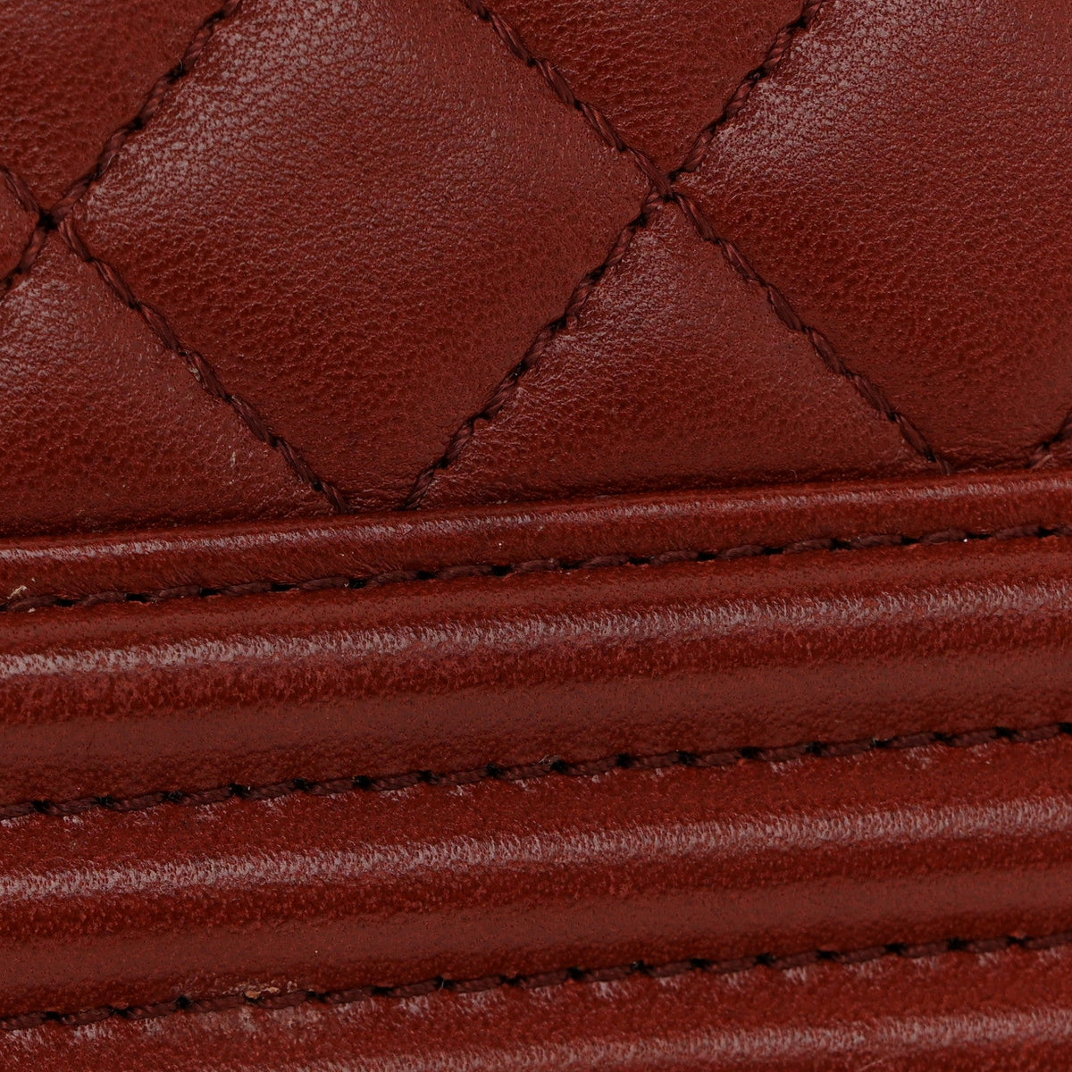 Lambskin Quilted Medium Boy Flap Burgundy