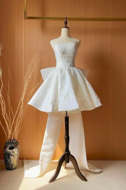 Charming Homecoming Dress Strapless Applique Bowknot Short Prom Dress Back to School Outfits Party Dress  D6034