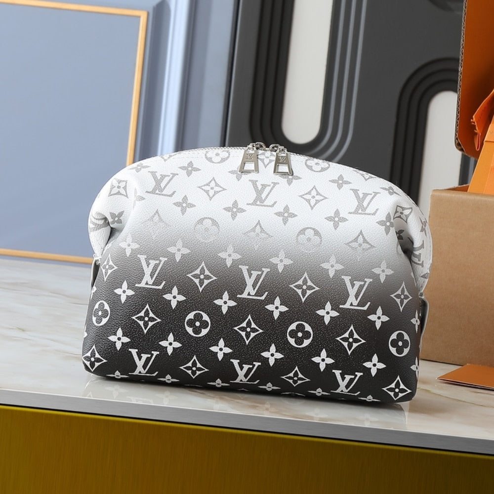 LOUIS VUITTON COSMETIC POUCH FROST GRADIENT SILVER 27CM M12052