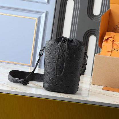 LOUIS VUITTON NOE CROSSBODY BAG BLACK 21CM M82248